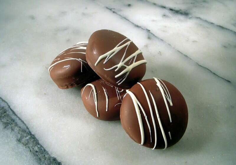Chocolate Dipped Sandwich Cookie 1# Package