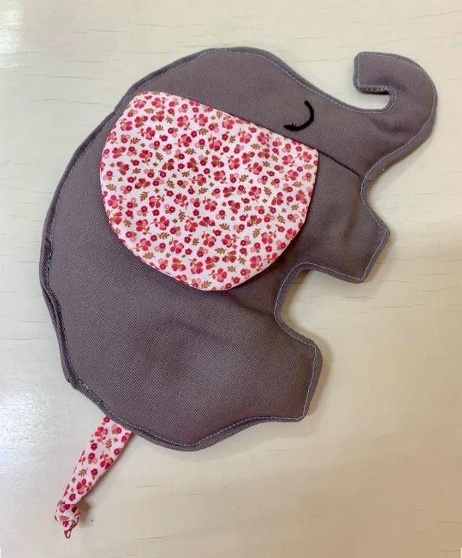 Cojín de semillas Elefante niña