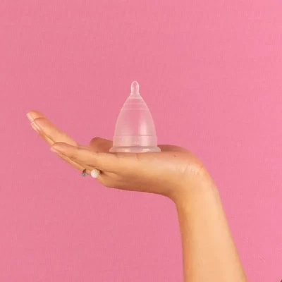 Copa menstrual Angel Cup Crystal + Vaso esterilizador Copa menstrual Angel Cup Crystal + Vaso esterilizador