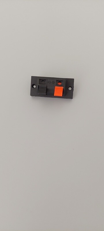 GP1068-00 / 2-POLE TERMINAL BLOCK FOR ACOUSTIC SPEAKERS
