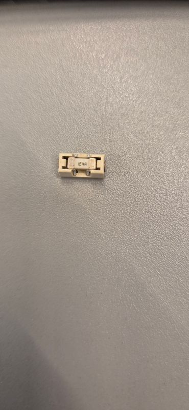 FUSIBILE SMD  4A F  LITTELFUSE 0154004  + PORTAFUSE