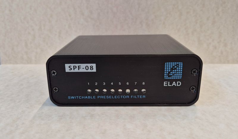 Présélecteur HF SPF-08 - Défaut esthétique Présélecteur HF SPF-08 - Défaut esthétique