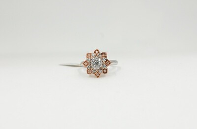 14k rose & white gold flower style diamond ring w/ .63cttw 