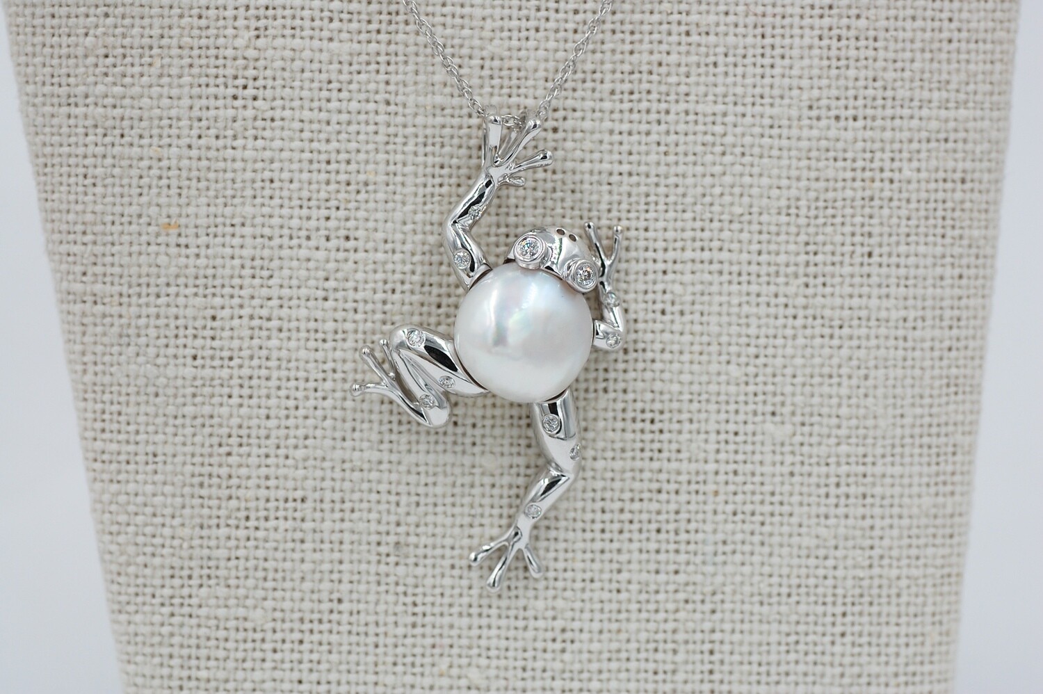 14kwg Handmade Frog pendant w/ Mabe' pearl body and diamond eyes - 18" chain