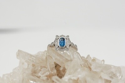 MT Yogo sapphire & diamond ring  - .68ct oval Yogo & 1/5ct accent diamonds -14kw