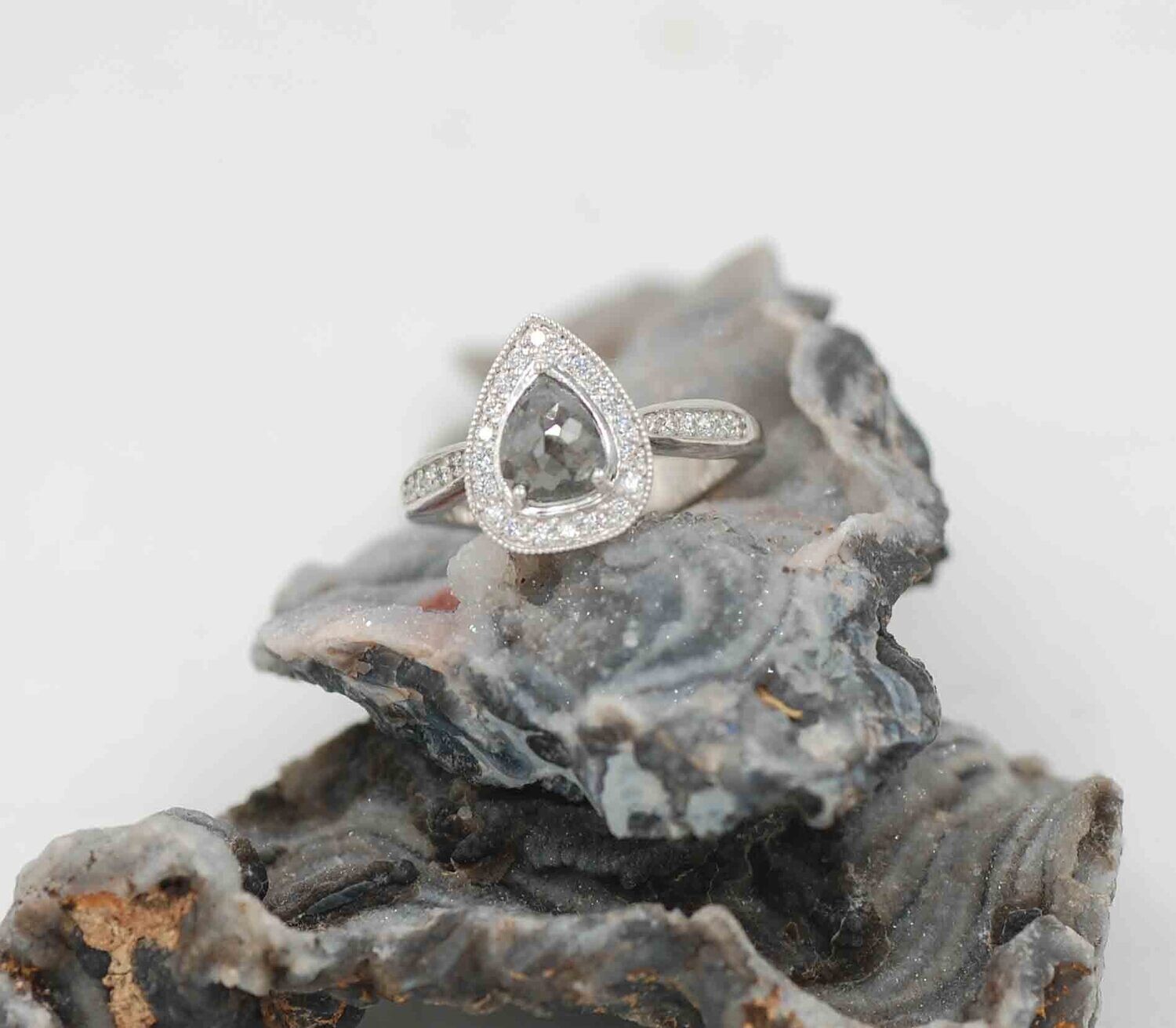 Pear shape "salt & pepper" diamond (1ct) eng rg w/ 1/3ct white accent diamonds 14kw - Original design
