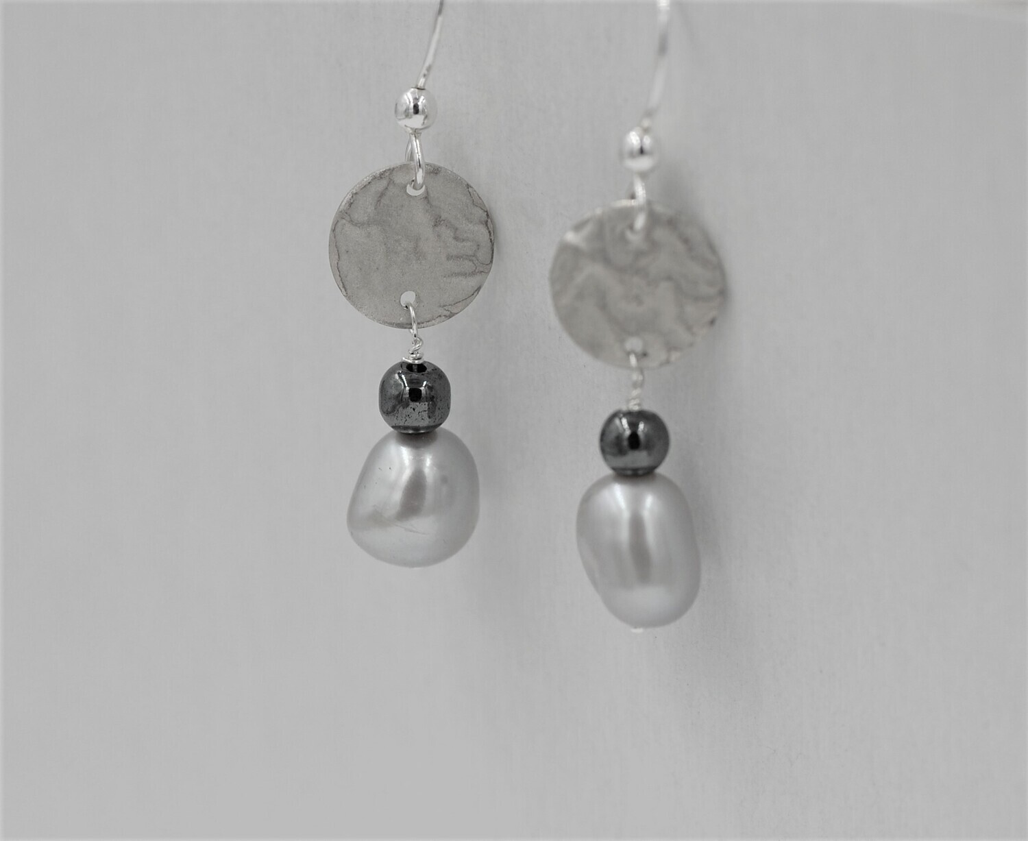 Grey pearls with hematite and reticulated sterling silver earrings