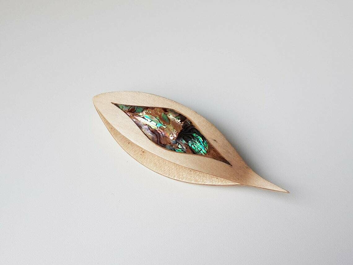 Tatting Shuttle With Pick​ Maple Blue Mother-of-Pearl Inlay​