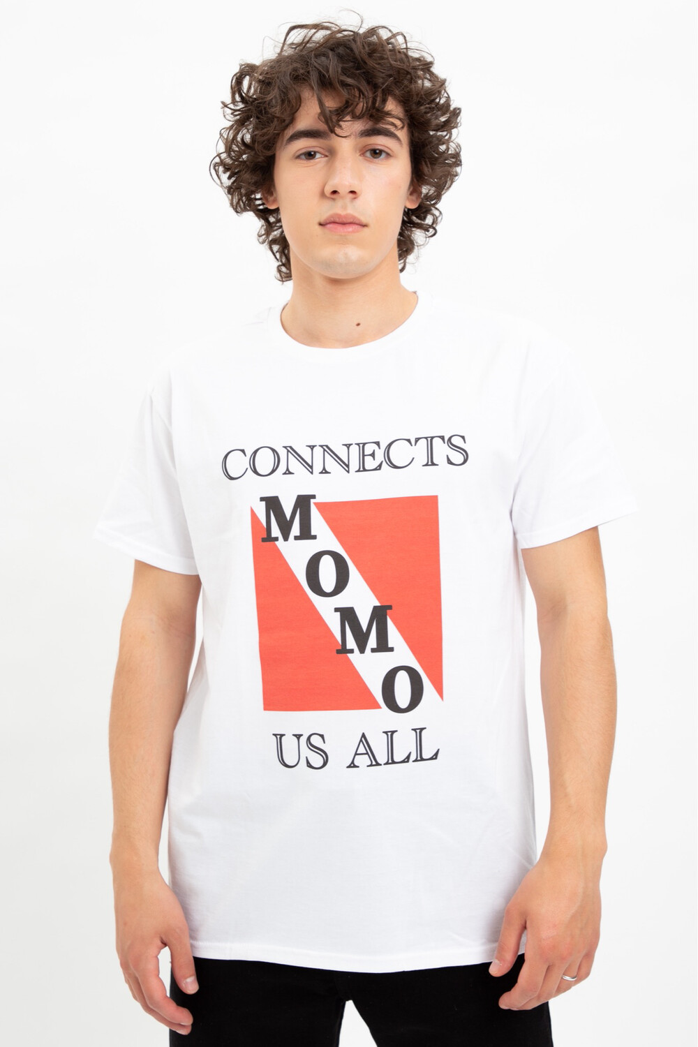T-SHIRT "MOMO CONNECTS"