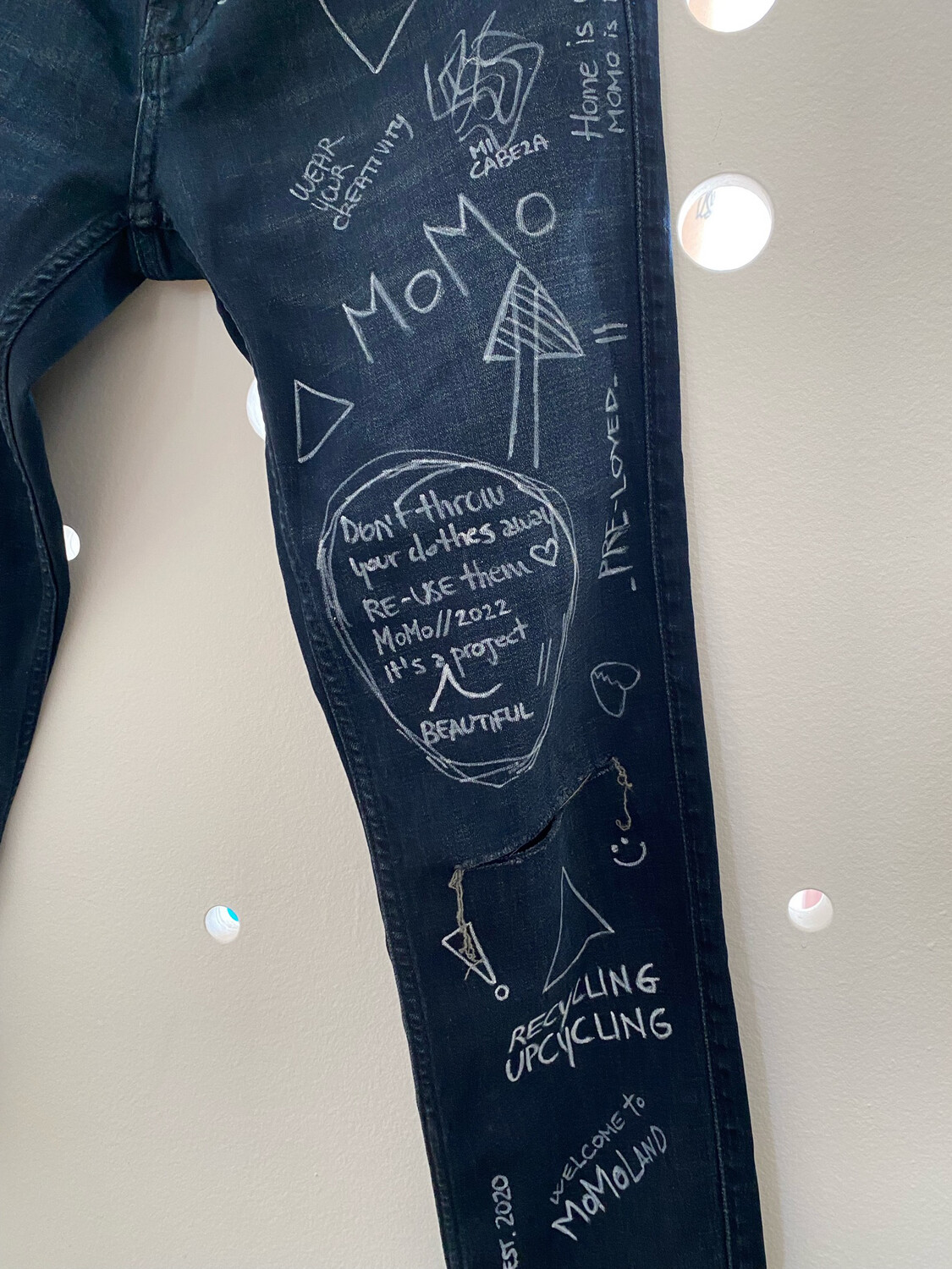 JEANS MOMO (MoMo Pre-Loved)