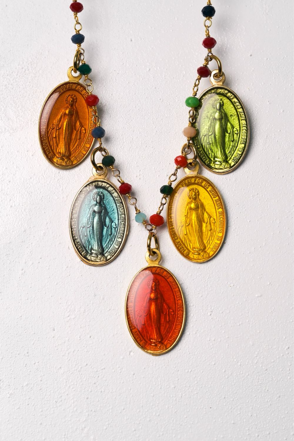 Collana Lola
