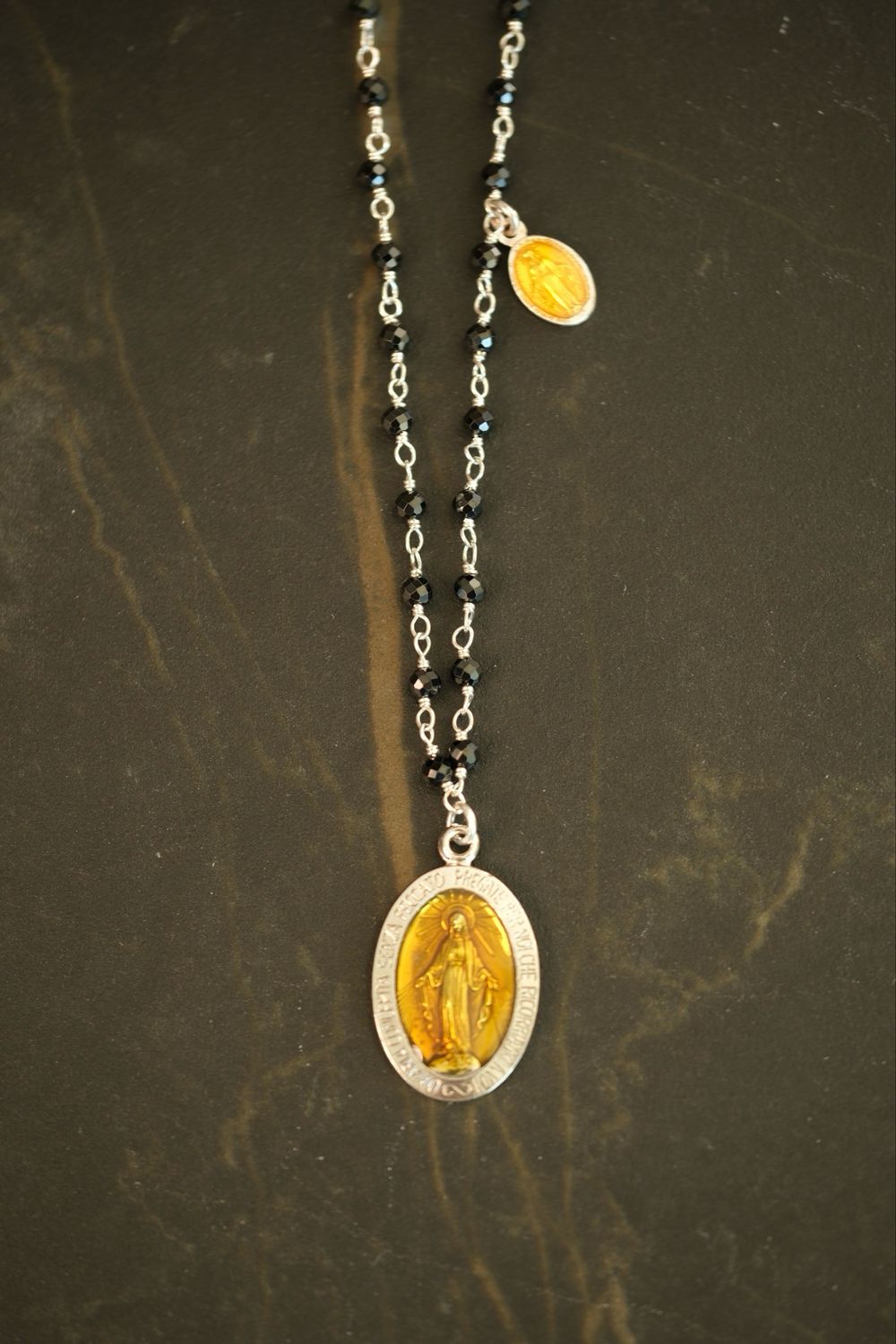 Collana Lola Gialla