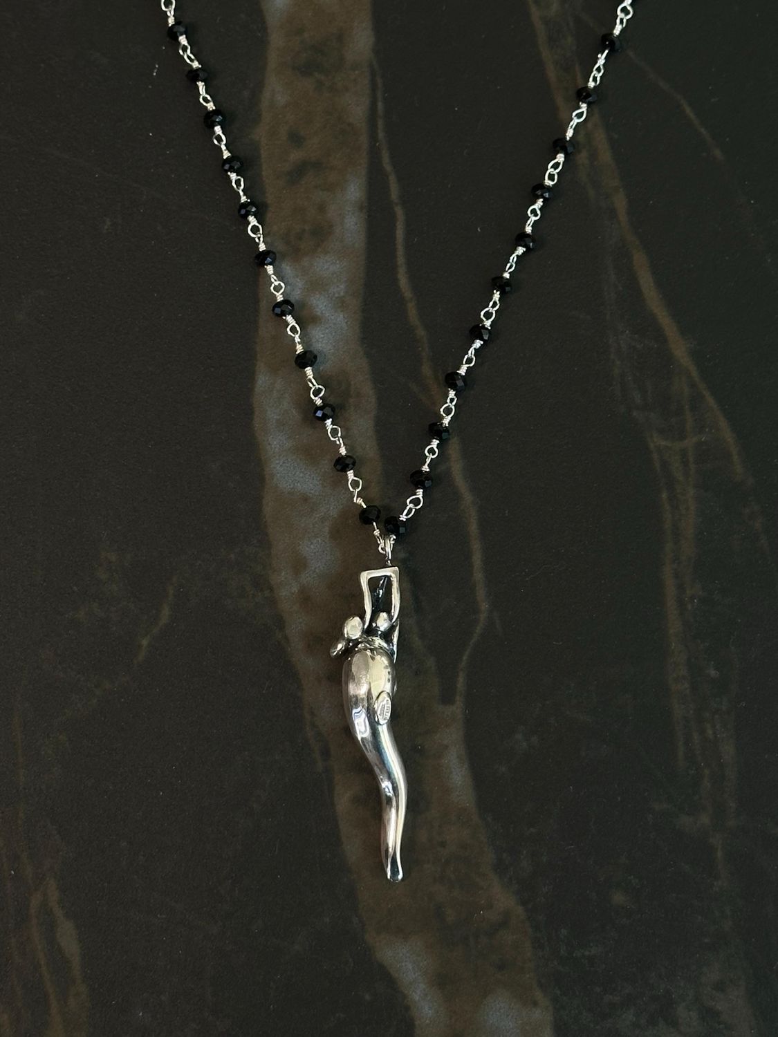 Collana con ciondolo Nodo di Note in argento