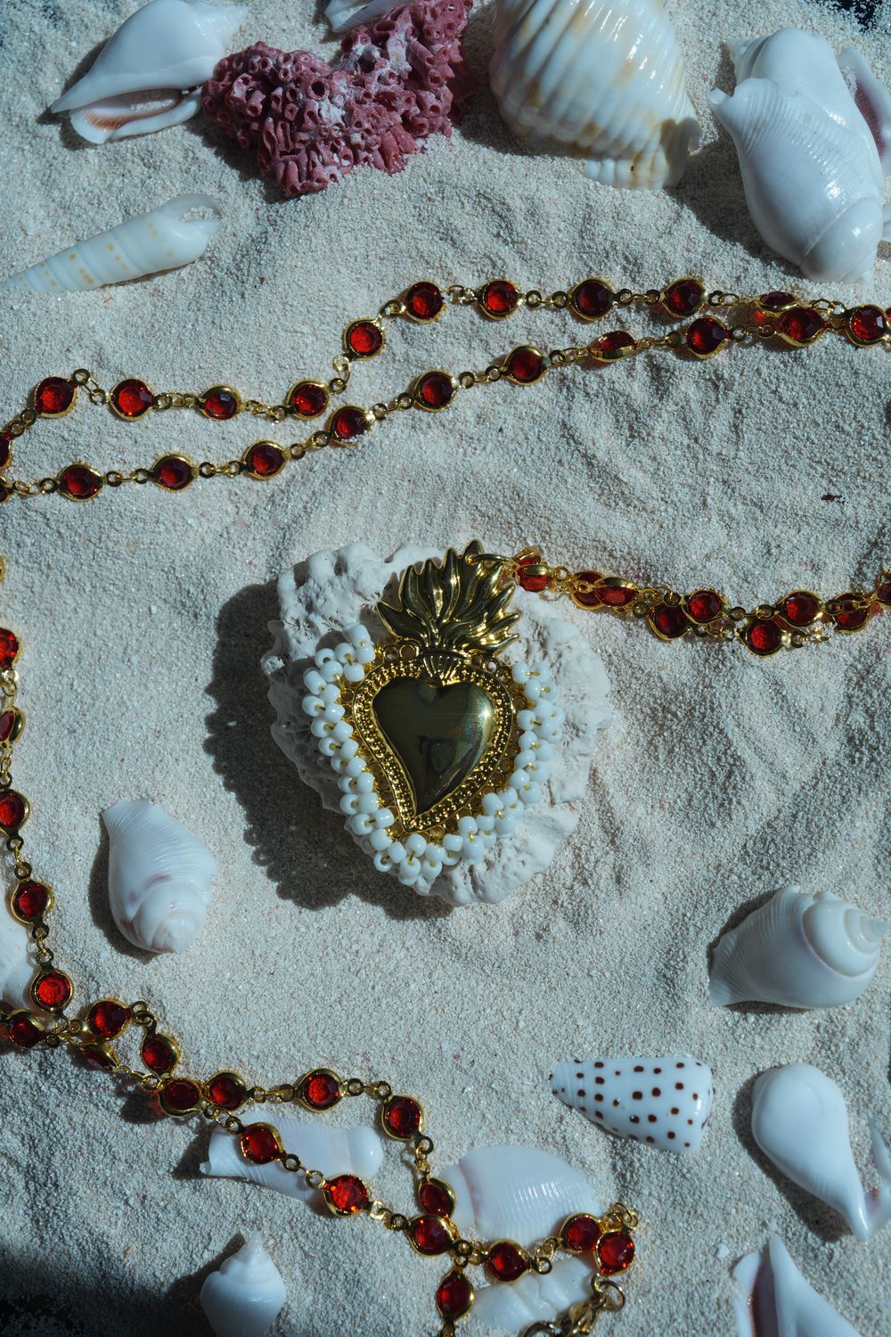 Collana Rossa Cuore Bianco