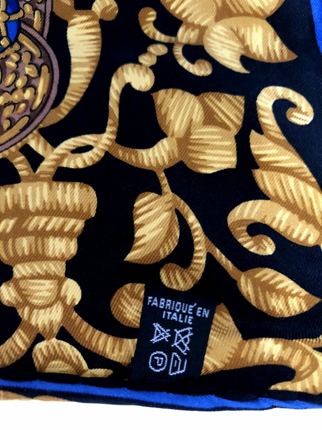 ロエベ　シルクスカーフMUJERES DE VELAZQUEZ Loewe Vintage Velazquez Ecuestre Silk Scarf circa 1990