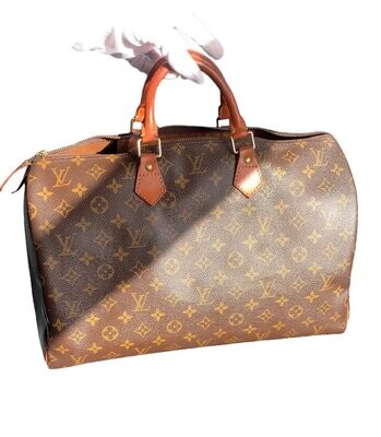 Louis Vuitton Monogram  Speedy 40