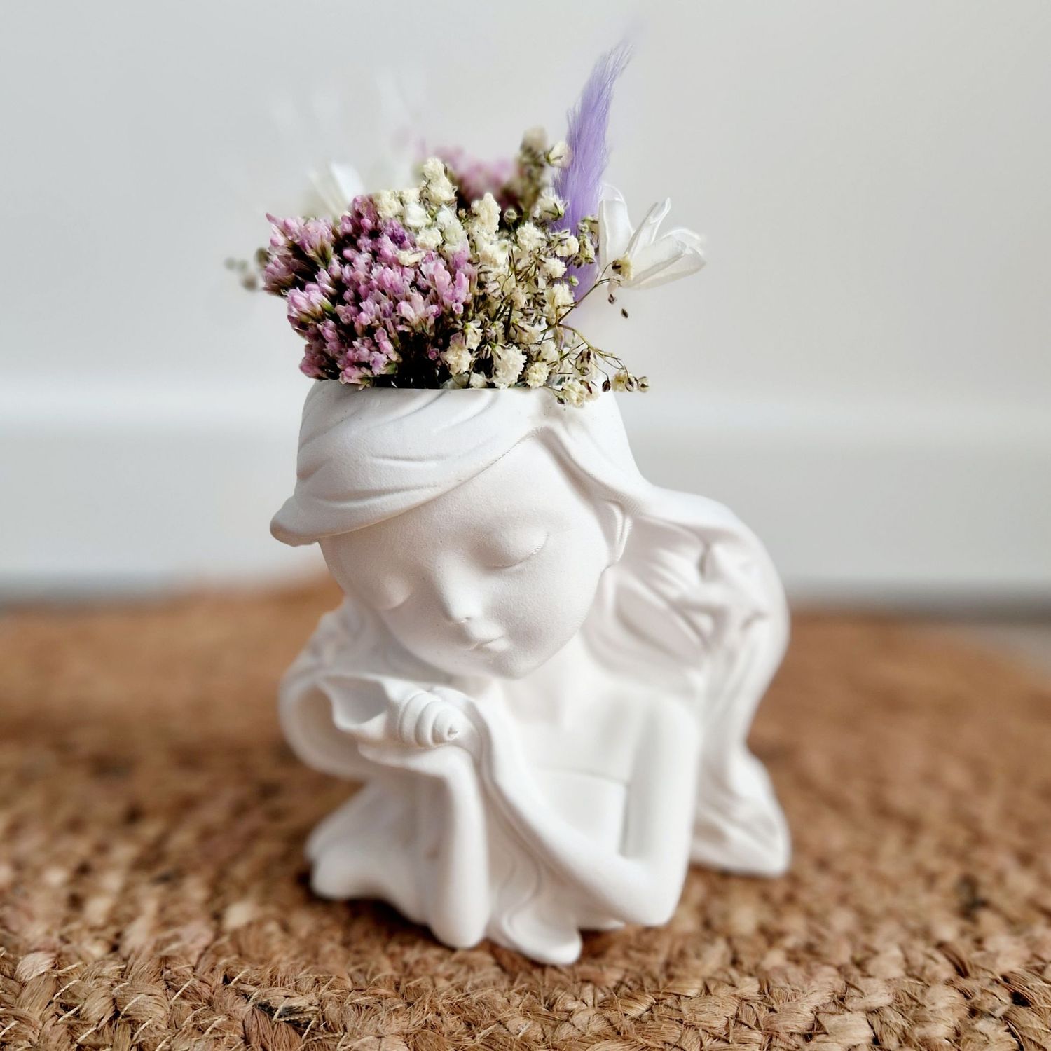 Meerjungfrau mit Blumen