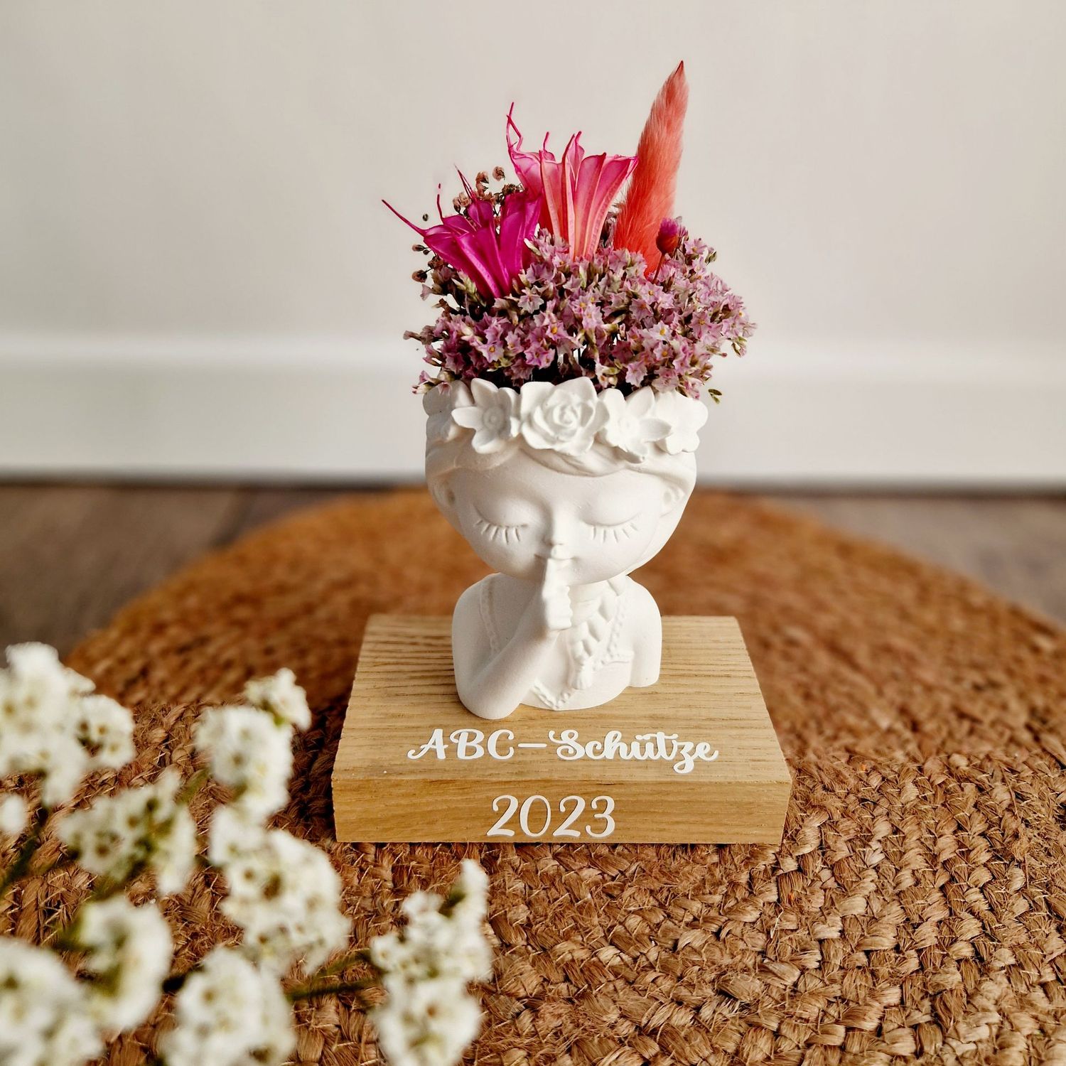 Blumenmädchen Schulkind