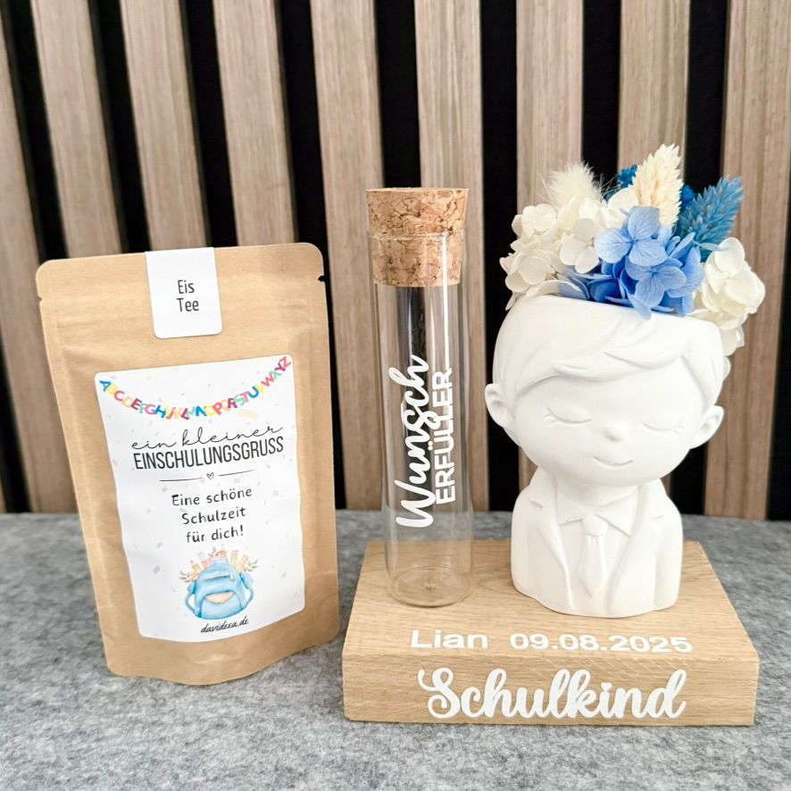 Blumenjunge Schuleinführung personalisiert