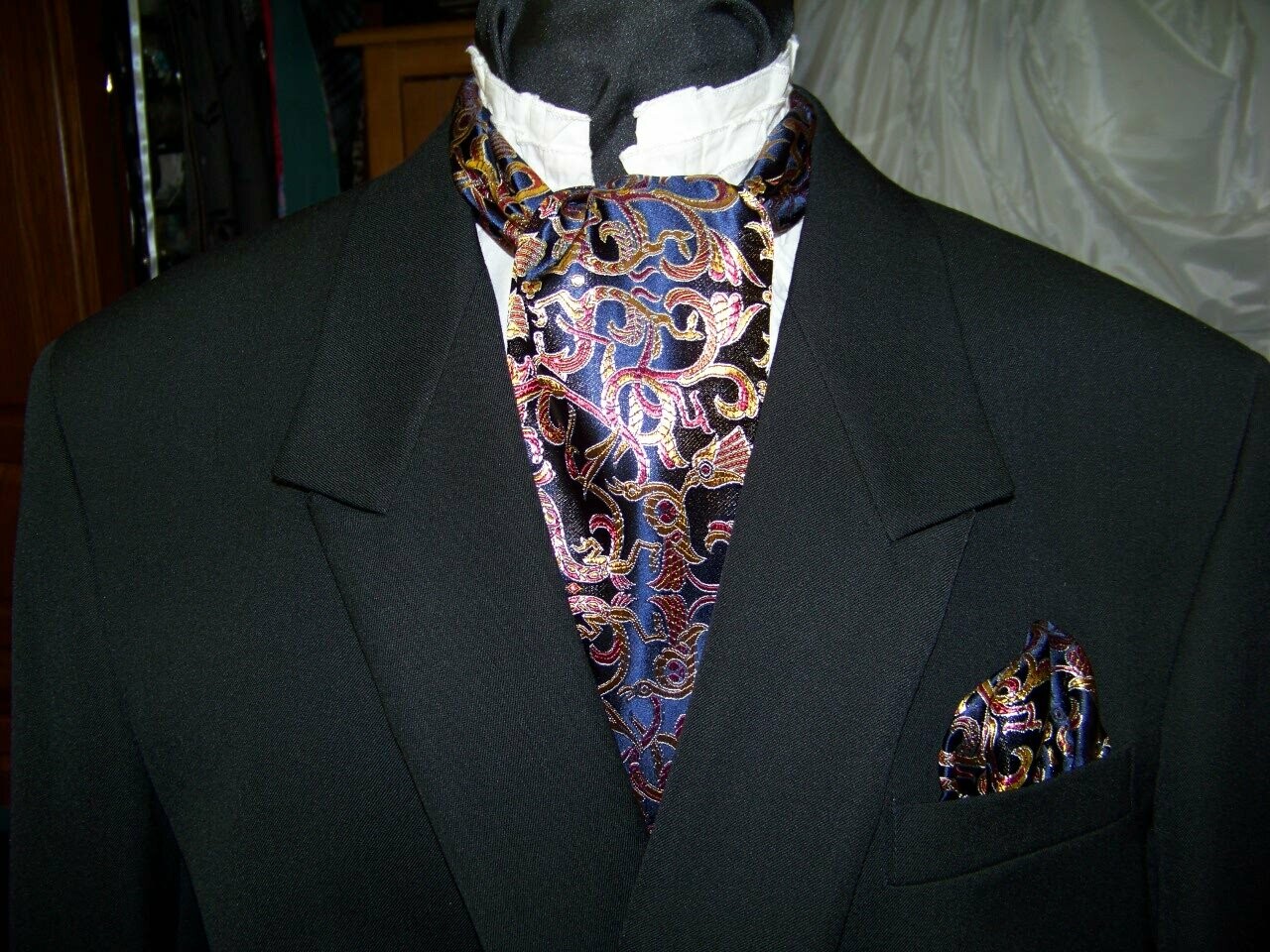 Men&#39;s Necktie Ascot and pocket square puff Navy Blue, Gold and Maroon Royal print Brocade fabric 4&quot; x 44&quot; Men&#39;s cravat tie or pocket puff