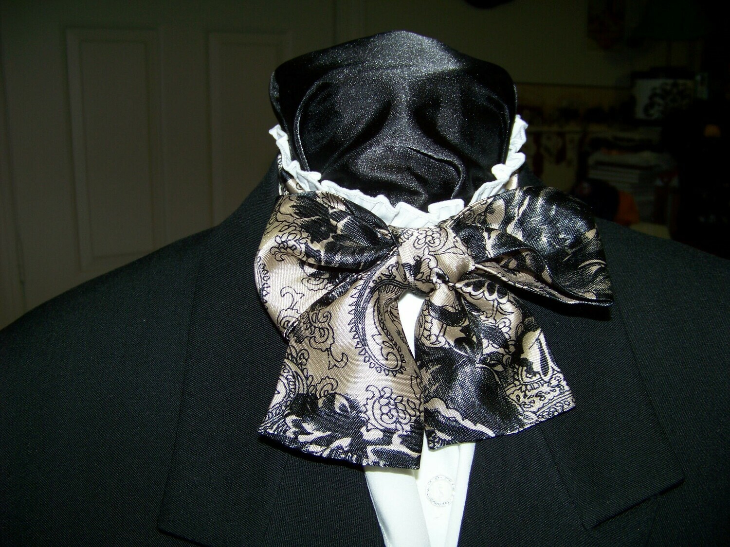 Child&#39;s Ascot or Cravat Bow Tie Black and Tan Paisley Silky print fabric 2.5&quot; x 40&quot; Men&#39;s Historical Bow Tie or Wedding, cravat tie