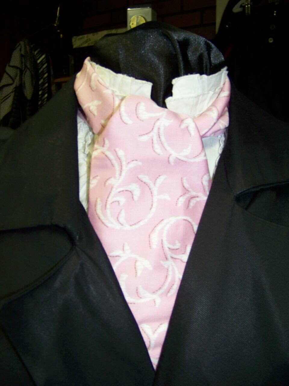 Cravat Men&#39;s tie Pink and White Swirls cotton blend print fabric 4&quot; x 42&quot; Men&#39;s Historical Wedding, cravat tie, Civil War Ball