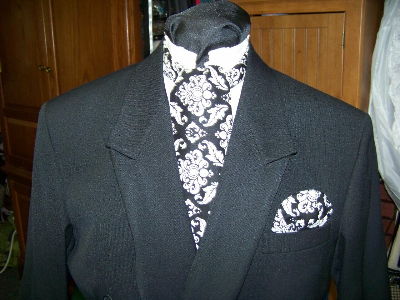 Ascot or Cravat White and Black Damask cotton print fabric 4&quot; x 45&quot;  Men&#39;s Historical Wedding, cravat tie or Pocket Square