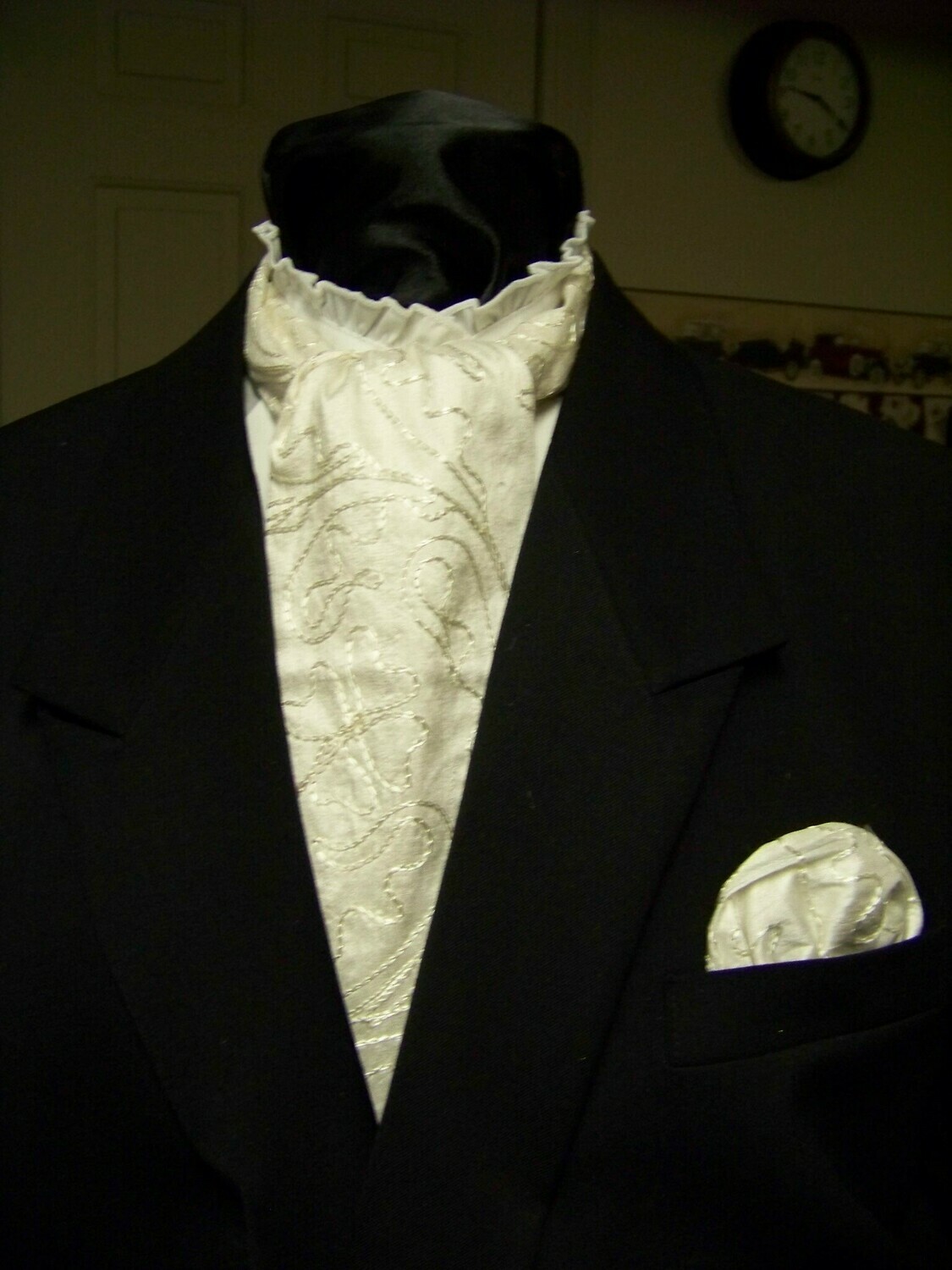 SALE Ascot or Cravat Eggshell/Ivory Mat silk finish fabric 4&quot; x 42&quot; Men&#39;s Historical Wedding, cravat tie