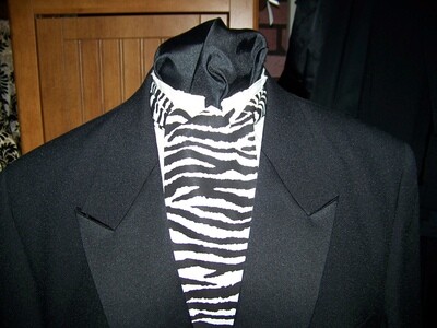 Ascot or Cravat black and white Zebra Print cotton fabric 4" x 45" Men's Historical Bow Tie