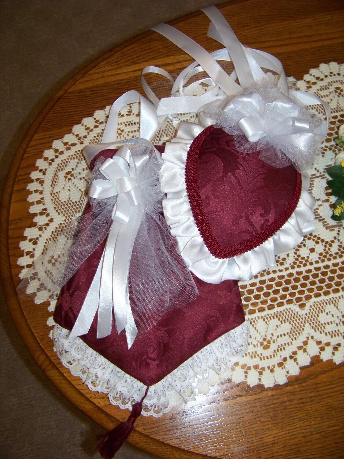 Ladies Civil War, Victorian Hat and Ridicule, Burgundy and white Paisley Brocade print with White Satin ruffles. Teardrop Hat.
