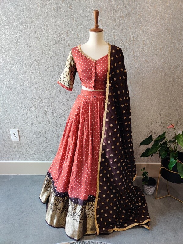 Bandhini Lehenga Halfsaree Langavoni