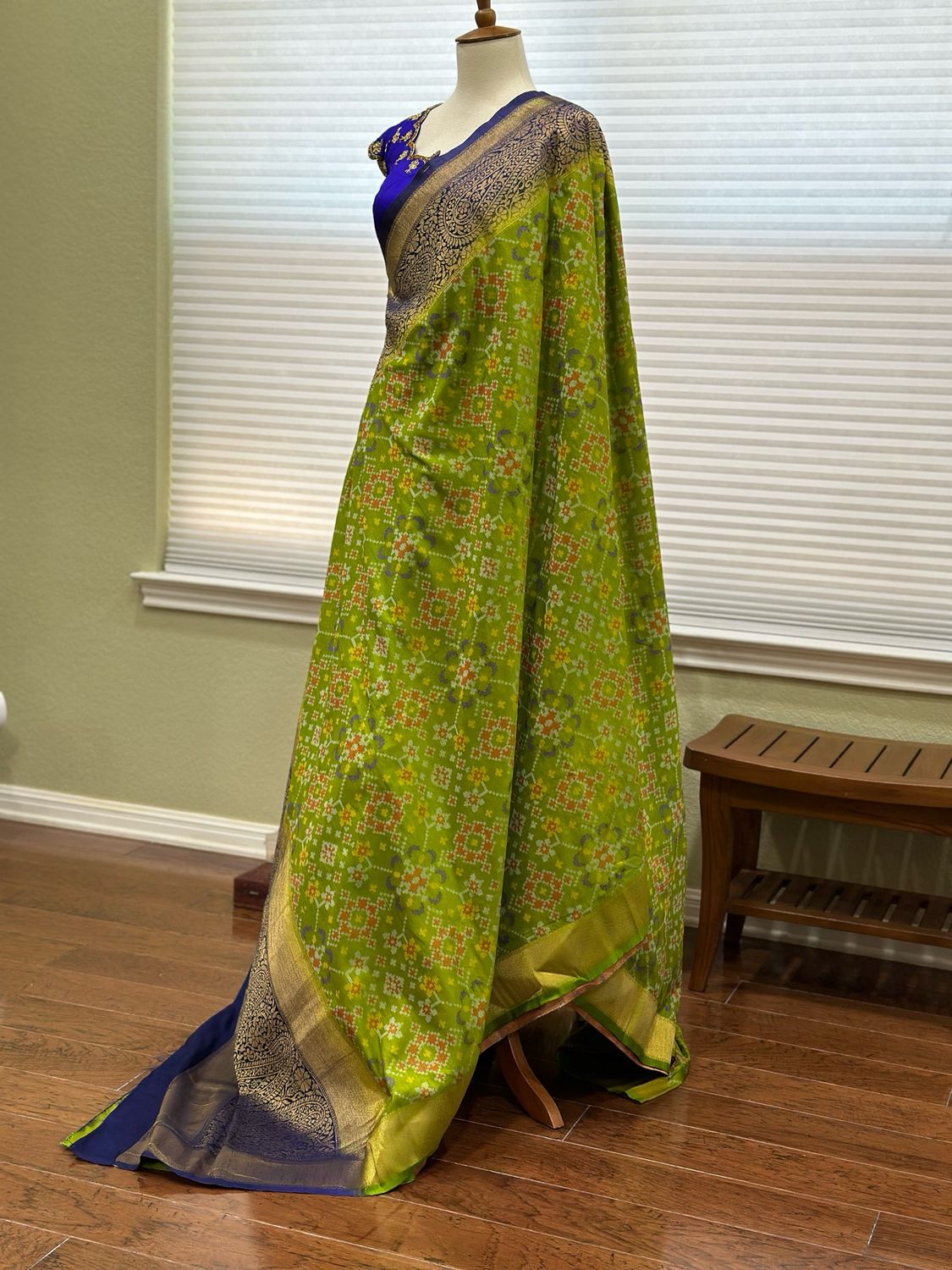 Banarasi pattu Saree &amp; Blouse