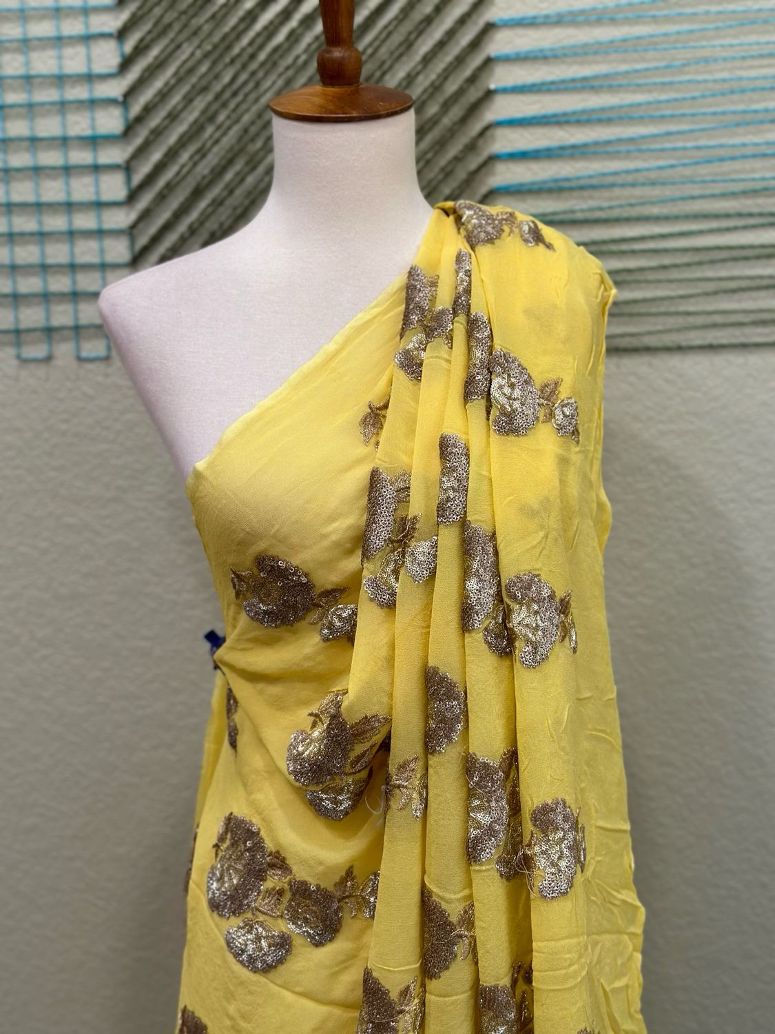 Saree &amp; Unstitched Blouse