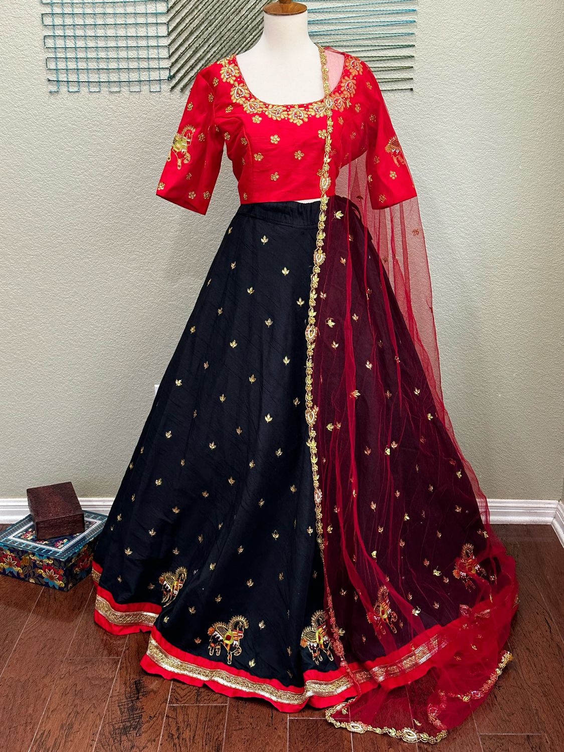 Designer Lehenga Halfsaree Langavoni