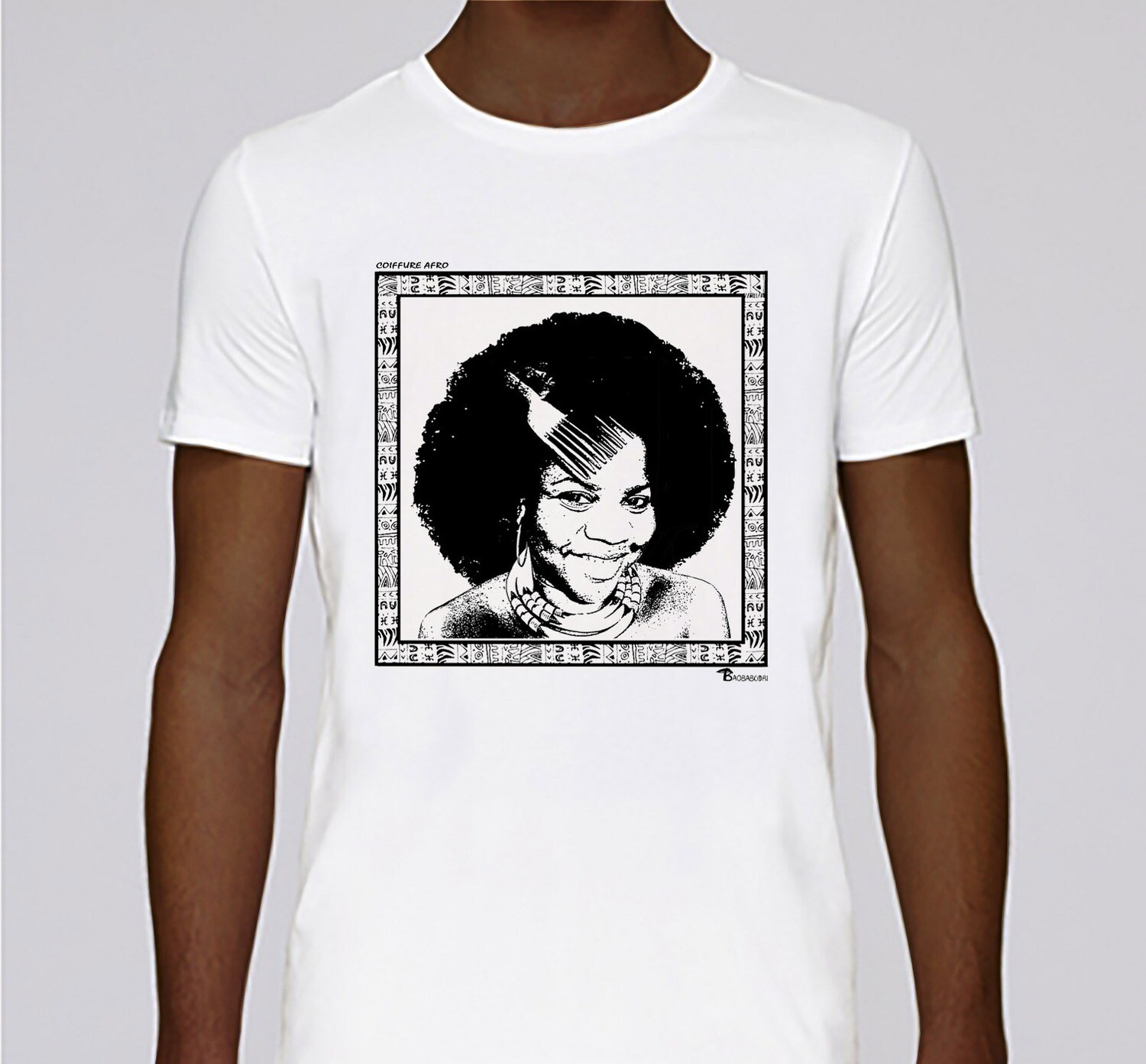 TEE SHIRT COIFFURE AFRO, COULEUR: BLANC, FOND MOTIF: BLANC