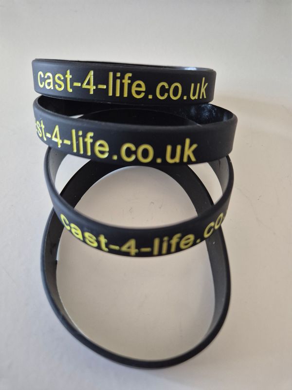 Cast-4-life wristband