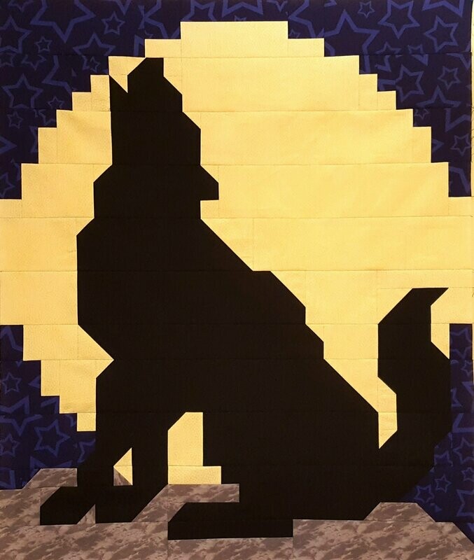Wolf Quilt Pattern - 3 Sizes: 26x31, 39x47, 52x62 - PDF