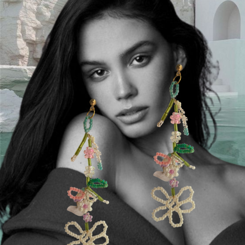 Oorbellen met bloemen van kralen