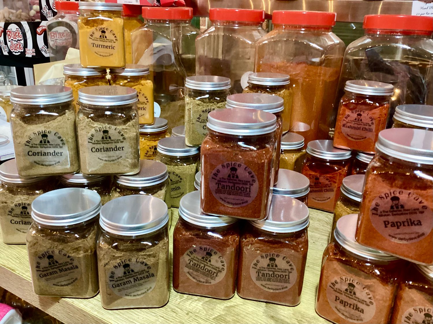 For the curry chef 1.5 kilo in all 10 jars in total