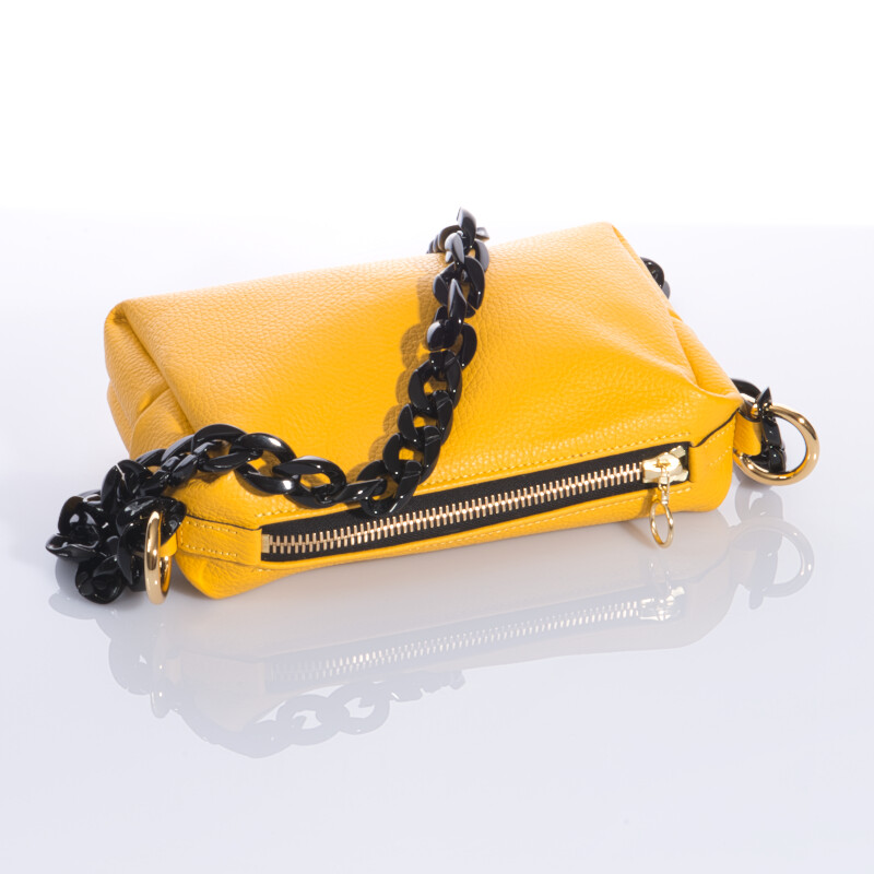 Lola Yellow
