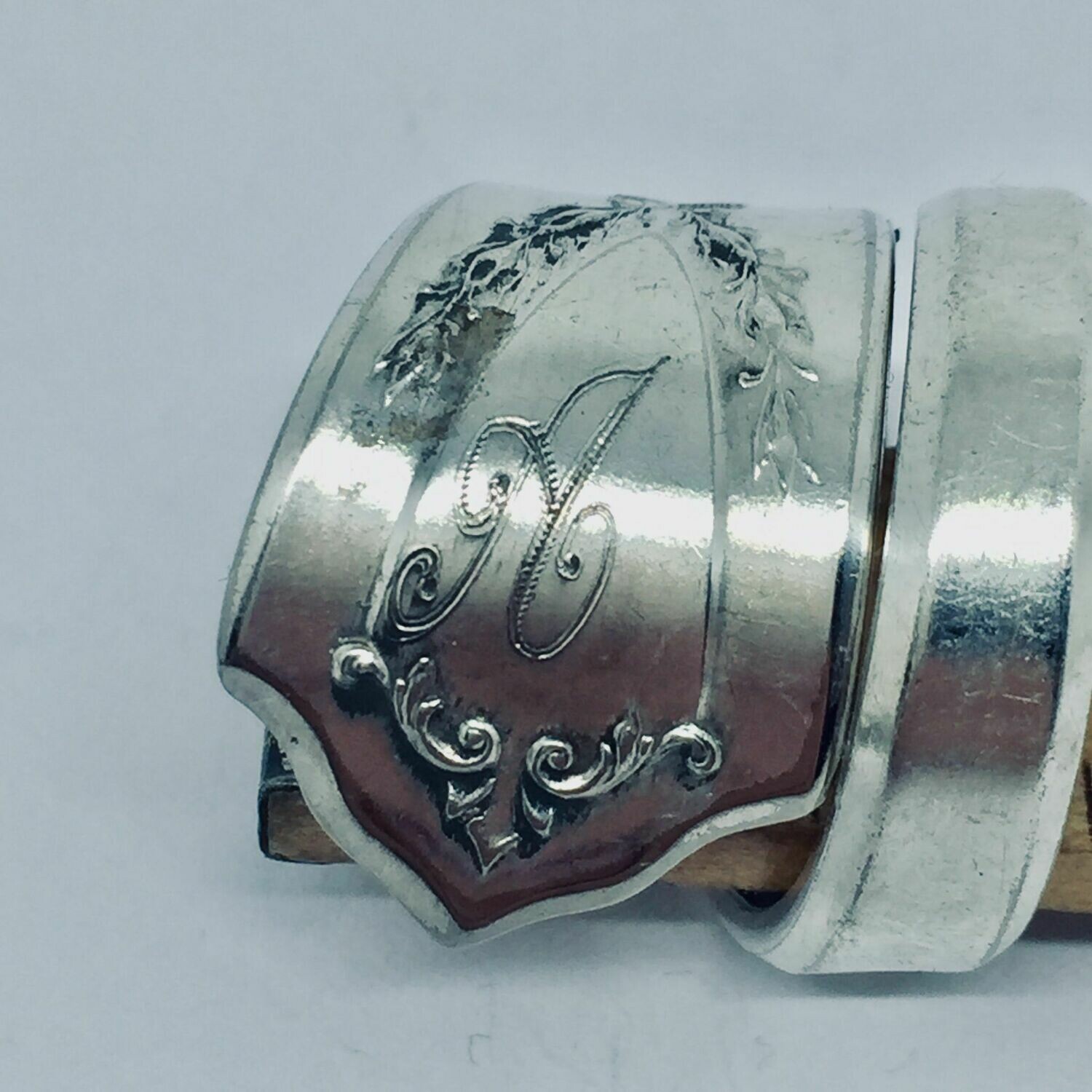 Anello SPIRALE INIZIALE "A" antica posata