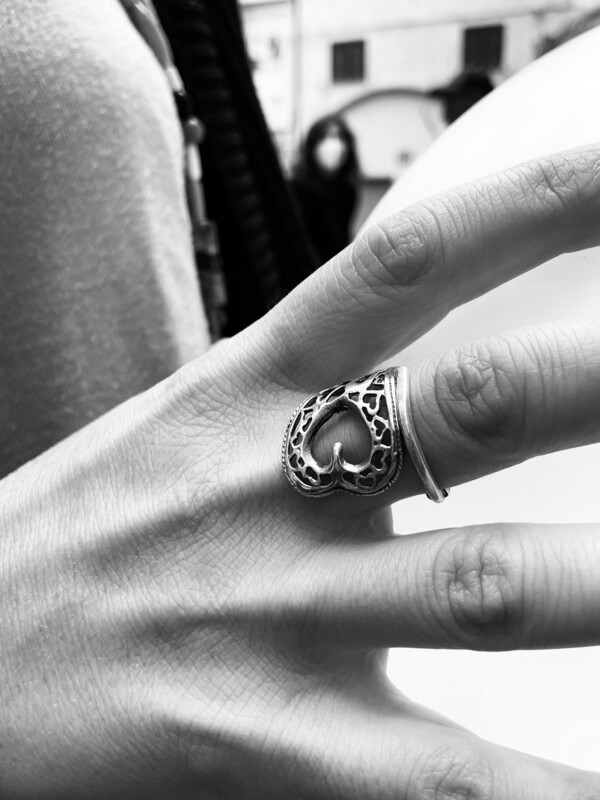 Anello SPIRALE/CLASSICO CUORI TRAFORATI ARGENTO 925 antica posata