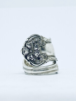 Anello SPIRALE MANICO CUCCHIAINO FIORE antica posata in argento