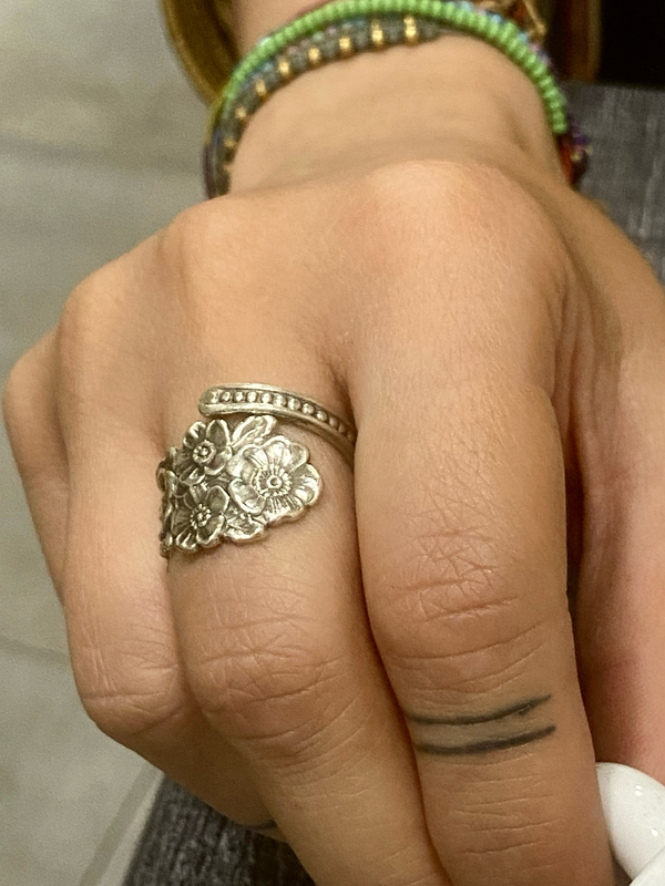 Anello SPIRALE/CLASSICO TEMPESTA DI FIORI  MANICO CUCCHIAINO antica posata in argento 925