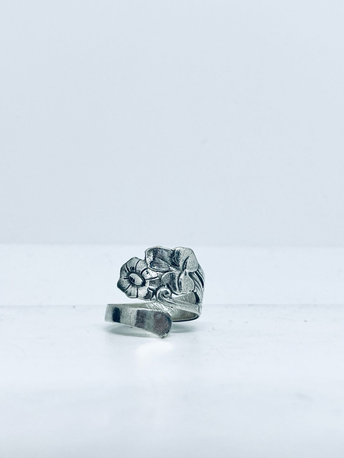 Anello SPIRALE/CLASSICO ACETOSELLA TRAFORATO LIBERTY 925 MANICO CUCCHIAINO antica posata in argento