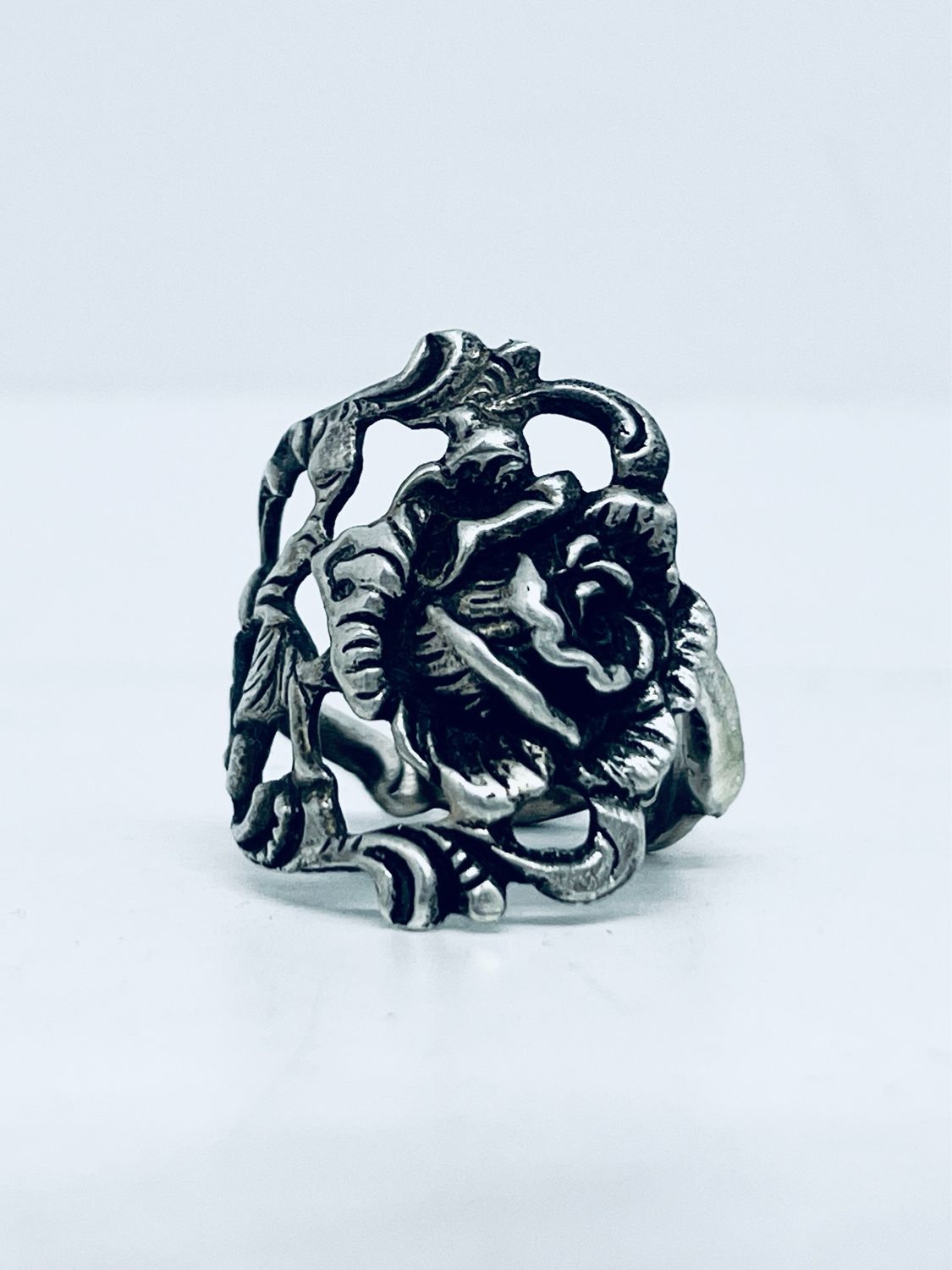 Anello CLASSICO FASCIA  &quot;ROSA DI HILDESCHEIM&quot; MISURA 10 PINZA PASTICCINI antica posata in argento 835