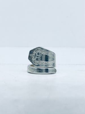 Anello Artigianale Modello SPIRALE Realizzato con Manico di Antico Cucchiaino in Argento (Prima Metà del ’900)