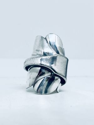 Anello Artigianale Modello INTERO “CONCHIGLIA” Realizzato con Manico di Antico Cucchiaino in Argento (Prima Metà del ’900)
