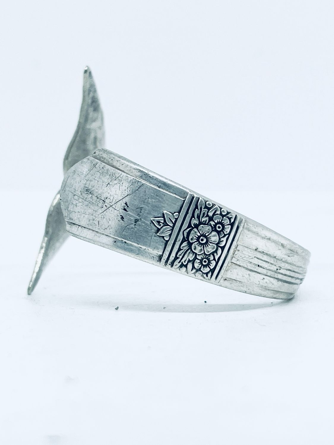 Bracciale CODA BALENA MARTELLATA  antica posata