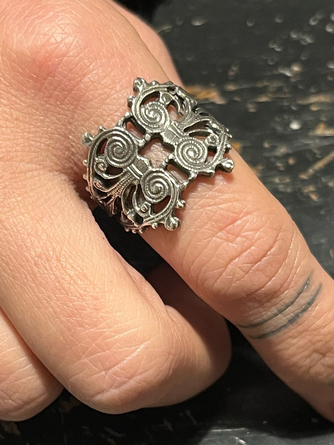 Anello BOCCHETTA TRAFORATA  #05 DECORO/SERRATURA ARGENTO 925 antica bocchetta
